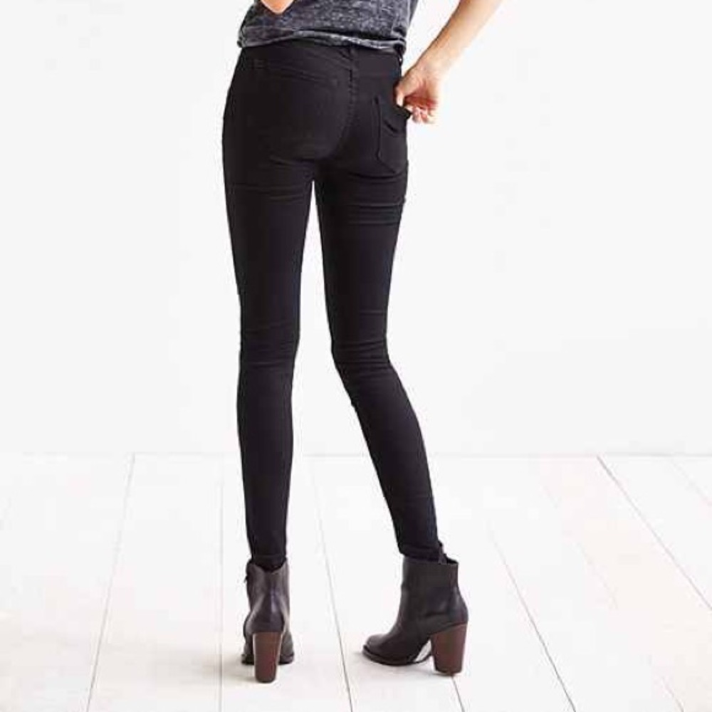 BDG Twig High Rise Skinny Jeans